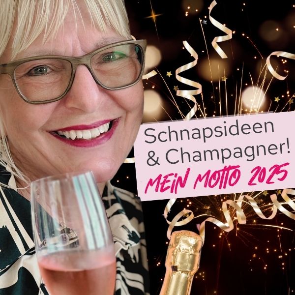 Birgit Elke Ising, Motto 2025, mit einem Glas Champagner vor einem Feuerwerk – Instagram Post